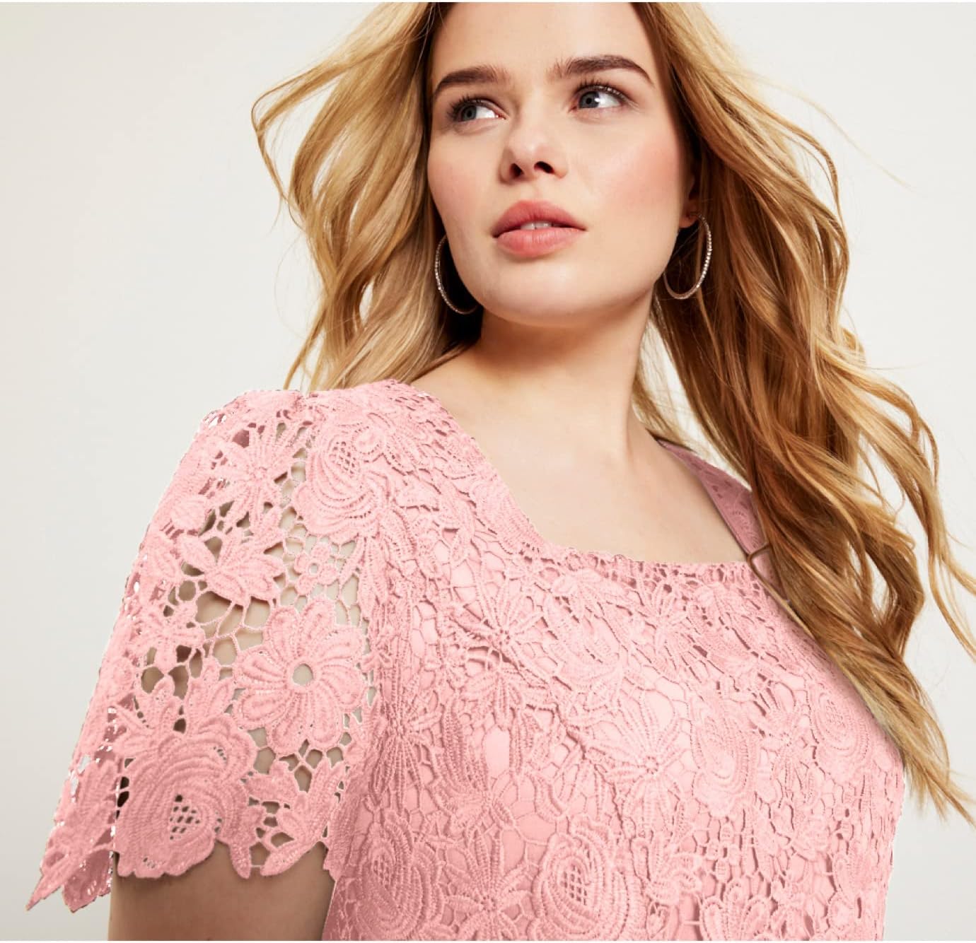 Size L Women's Plus Size Square-Neck Lace Dress